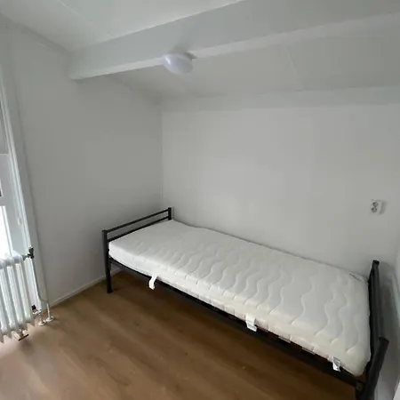 Very Cozy House, With Private Garden And Privacy *