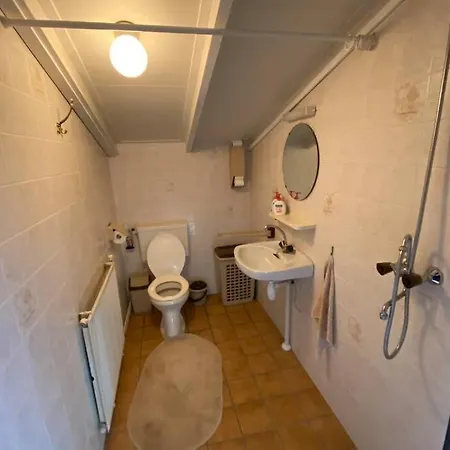 Very Cozy House, With Private Garden And Privacy *