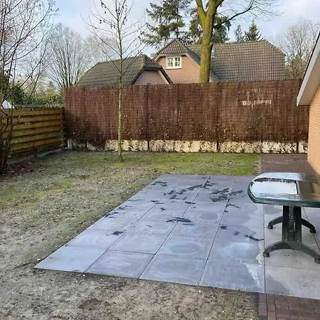 Very Cozy House, With Private Garden And Privacy Apartment *