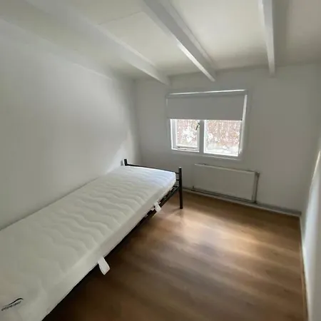 Apartment Very Cozy House, With Private Garden And Privacy